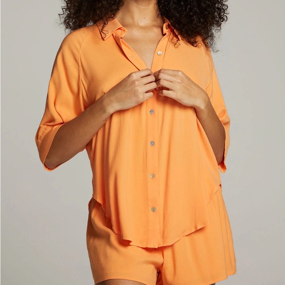 Chaser Woven Heirloom Marlin Button Up Top & Electra Short - Picture 3 of 5